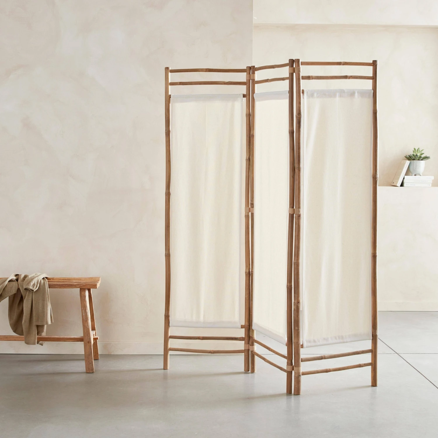 Paravent Pliable Bambou Et Toile Blanche 4 Paravent Pliable Bambou Et Toile Blanche – Image 2